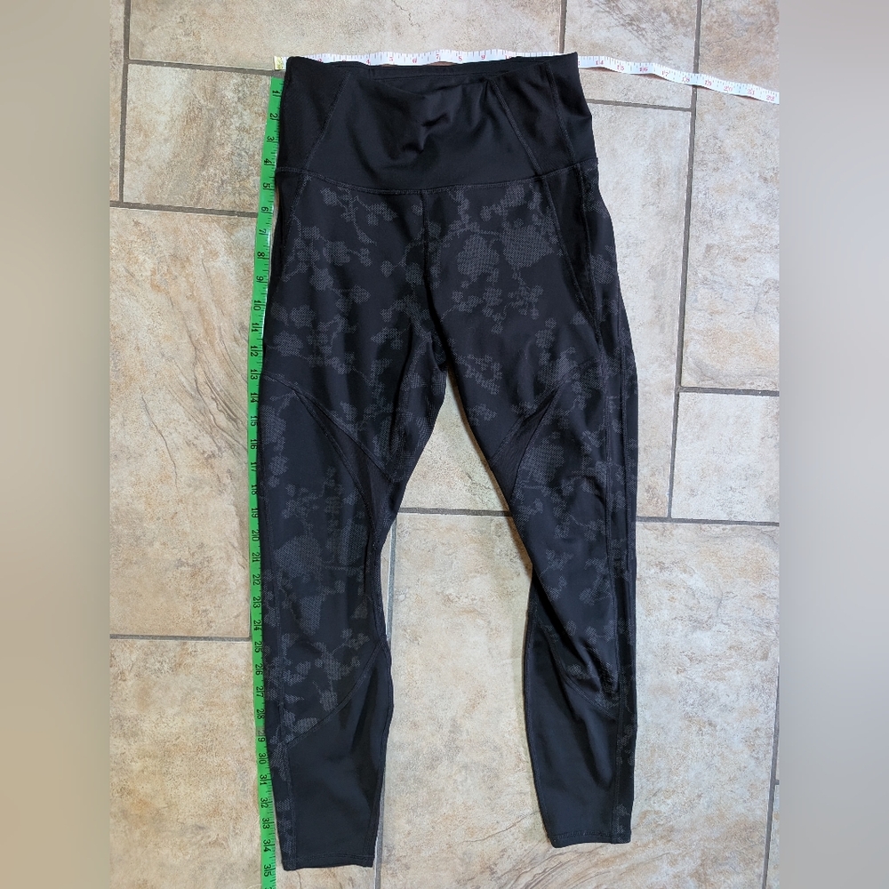 Athleta Printed Mesh Moonlight Precision Leggings – Black Floral, Size S